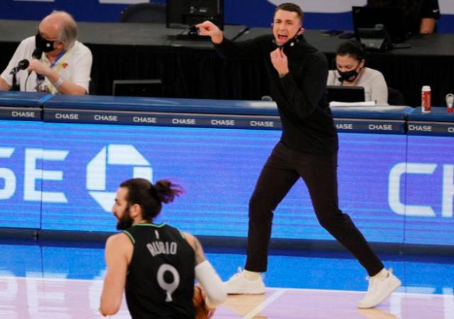 leyucom官网登录入口地址-狼队联盟垫底紧急撤换桑德斯 利拉德为一人鸣不平